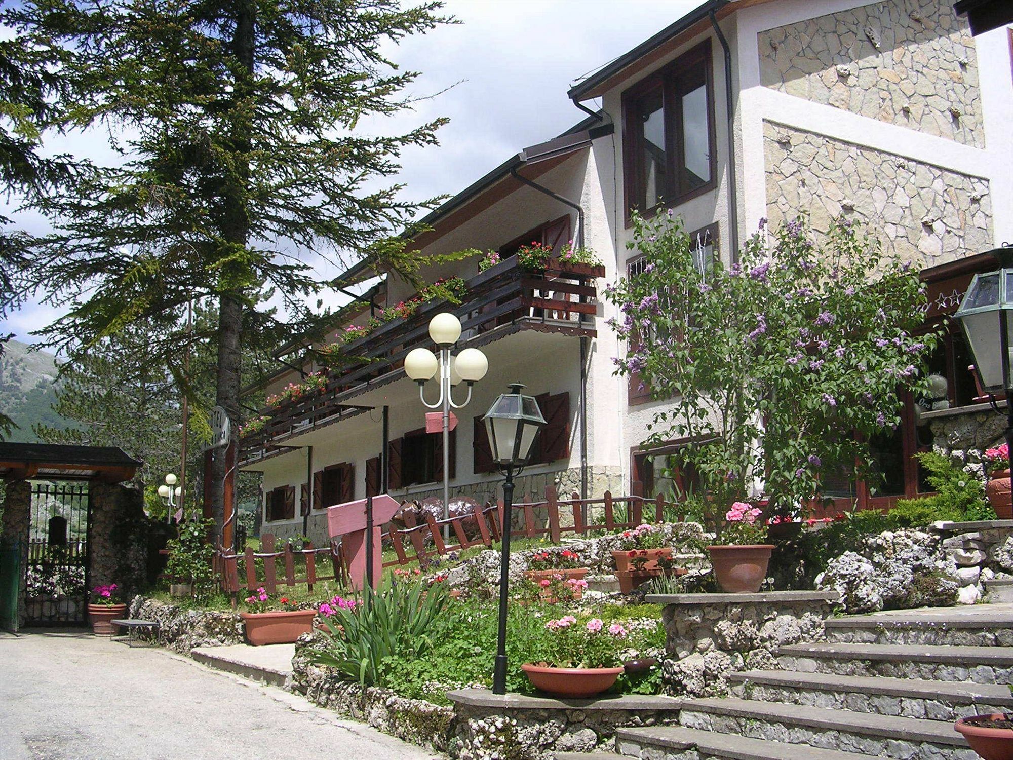 Hotel Orso Bianco Pescasseroli Dış mekan fotoğraf